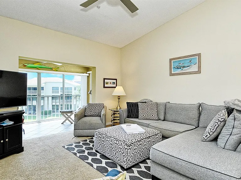 9610 Club South Cir #4302 — Photo 2