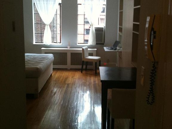 2nd image of 312 E 42nd St #814