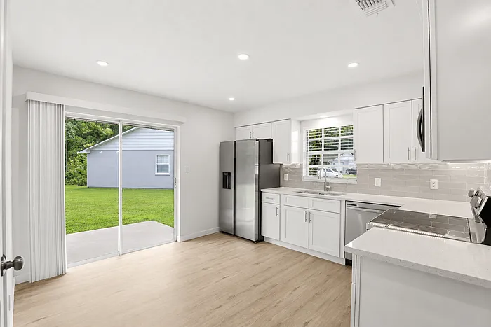 1083 Laurel Oaks Ct — Photo 7