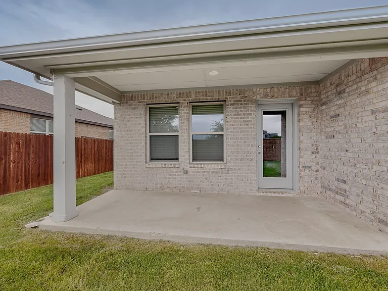 4009 Mockingbird Ln — Photo 39