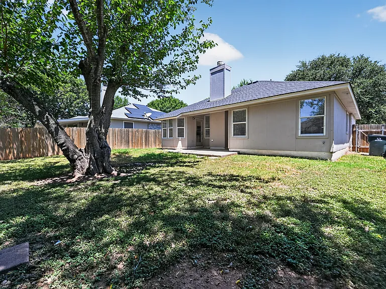 14511 Oliphant St — Photo 31