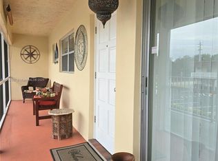 5387 SW 40th Ave APT 203, Dania Beach, FL 33314