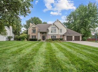 211 W Greyhound Pass, Carmel, IN 46032