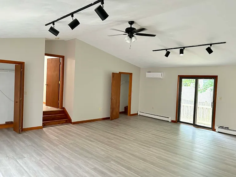 318 Heather St — Photo 14