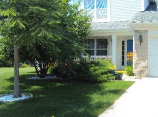 21426 Loch Ln, Crest Hill, IL 60403