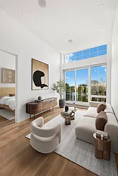 1019 Hancock Street, #4A