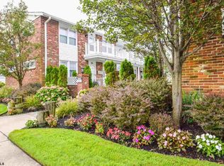 9711 Ventnor Ave APT 3B, Margate, NJ