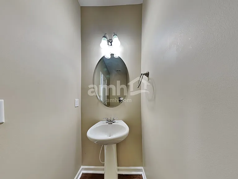 102 Shefleys Rd — Photo 6