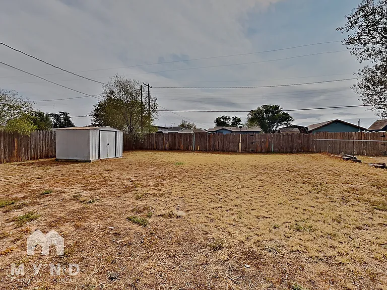 306 E Stanford St — Photo 13