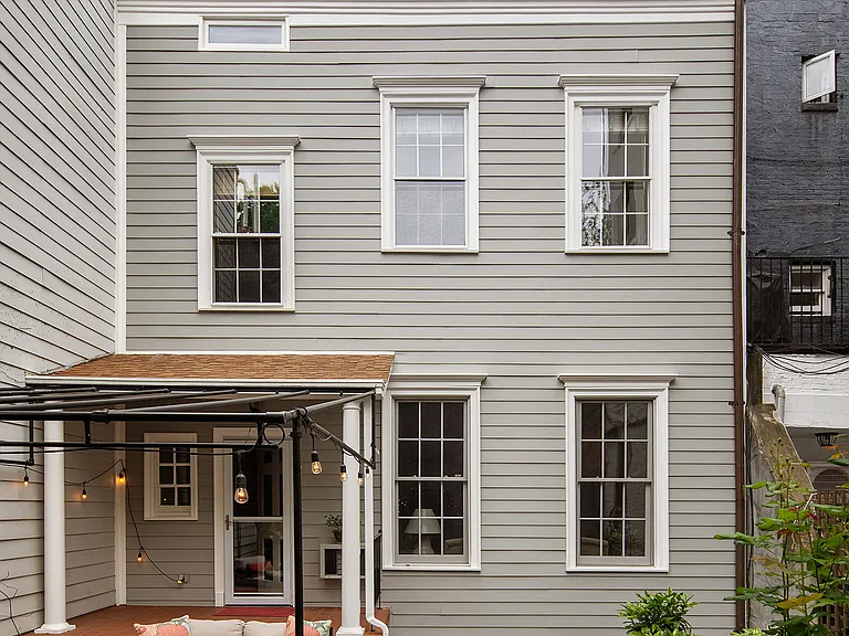 60 Hicks St — Photo 22
