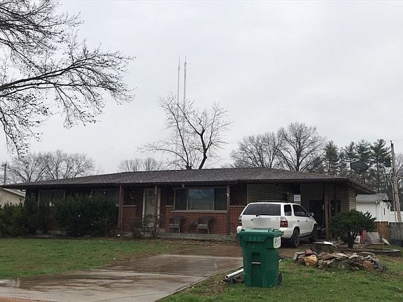 2nd image of 9578 Caravan Dr