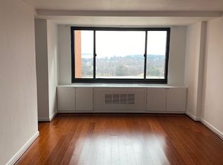 1011 Arlington Blvd APT 720, Arlington, VA 22209