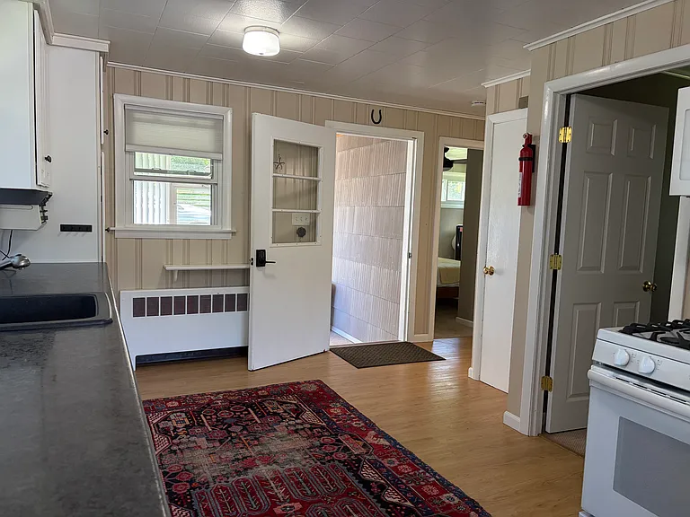 44 Catlin Rd — Photo 7