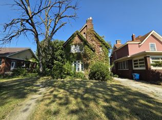 61 E 155th St, Harvey, IL 60426