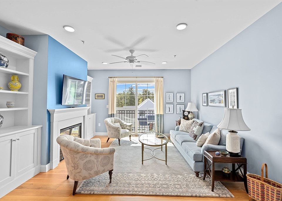 1st image of 62 Mariners Way Unit 309