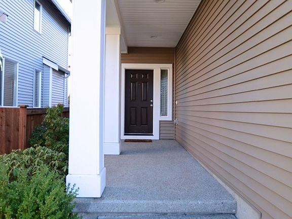 3rd image of 6718 Charlotte Ave SE