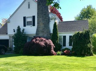 369 Old Mamaroneck Rd, White Plains, NY 10605