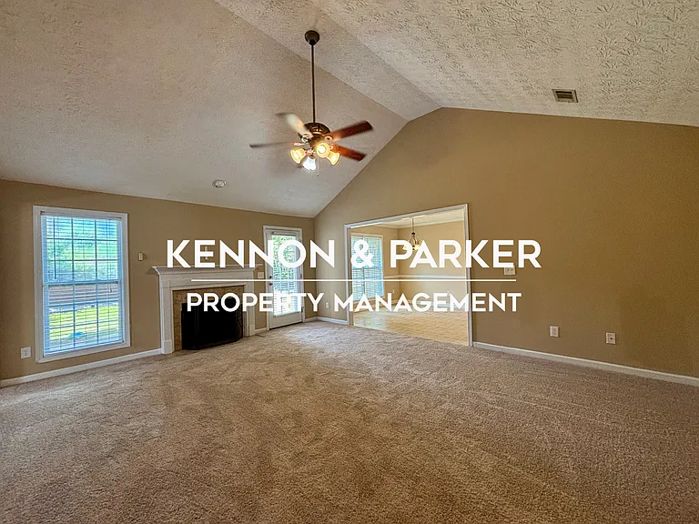 8028 Garrett Pines Dr — Photo 8