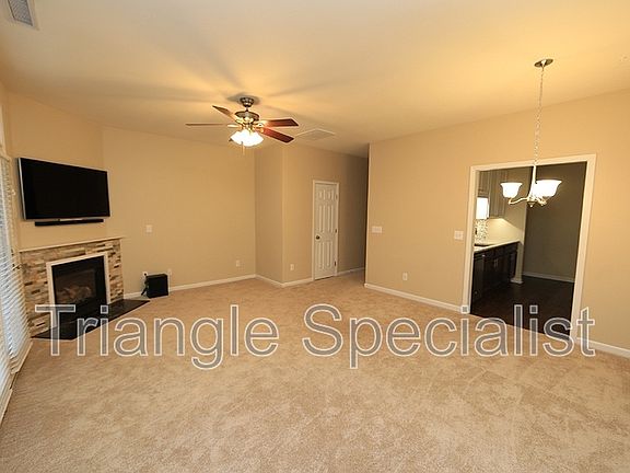 5th image of 8227 Martello Ln