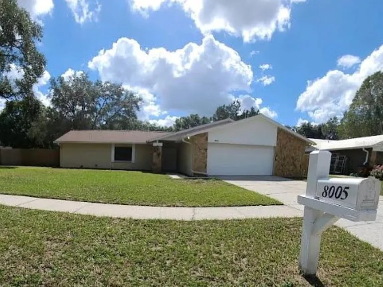 8005 Beltrees Ct — Photo 9