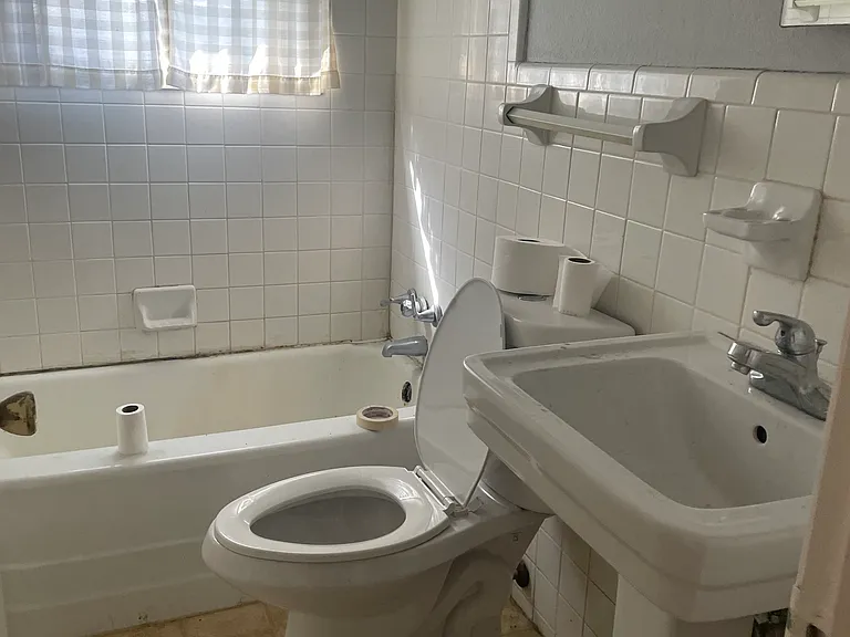 117 Bowie St — Photo 8