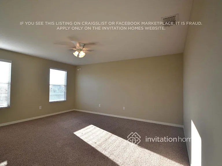1047 Seminole Sky Dr — Photo 2