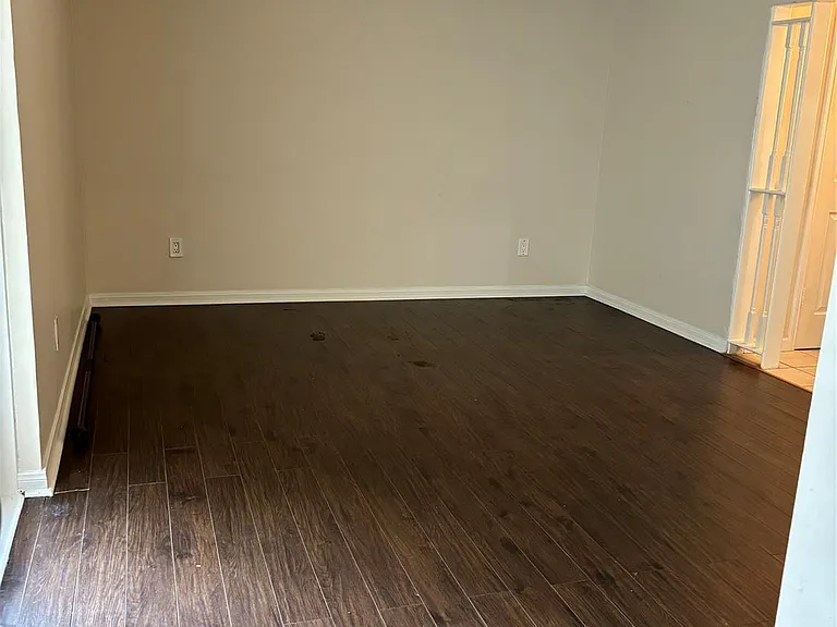 3506 Valerie Ln — Photo 13