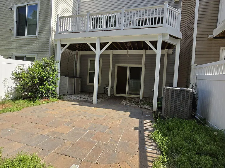 12298 Sandstone St — Photo 21