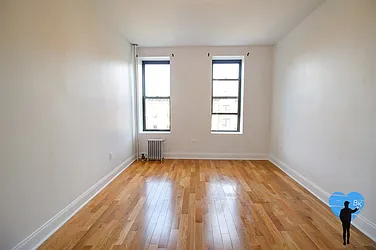 Rented by Next Door Realty NYC