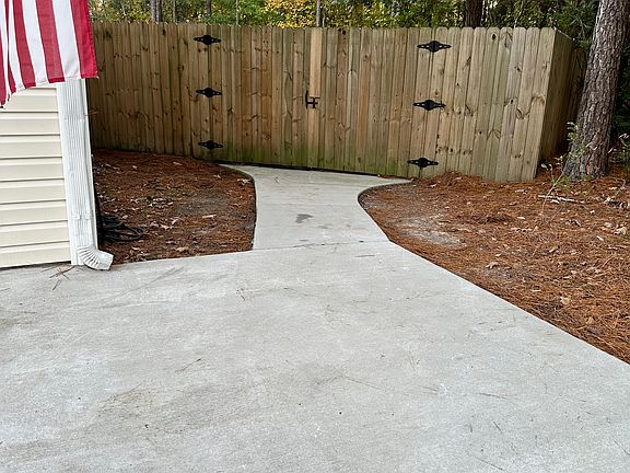 4th image of 103 McBride Pl