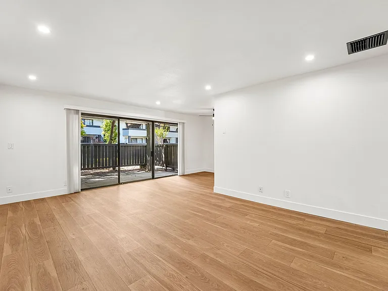 Summerwood Apartments — Photo 106