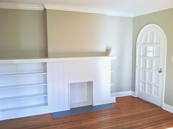 5th image of 1536 S Knoxville Ave