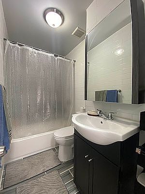 2nd image of 57 W 76th St APT 11