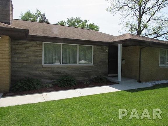 3rd image of 1502 W Sunnyview Dr