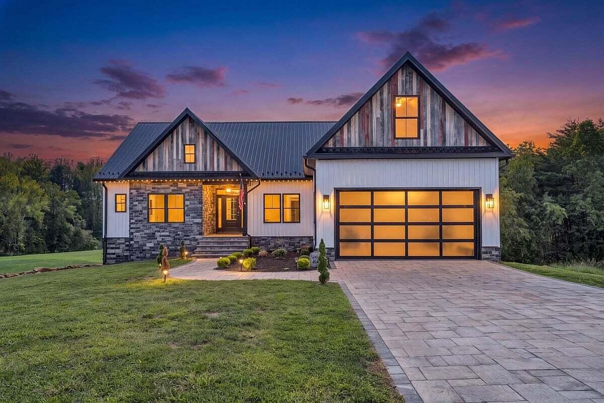 173 Bentgrass Dr — The Westlake Golf & Country Club