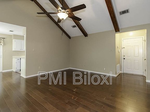5th image of 776 Whitney Dr
