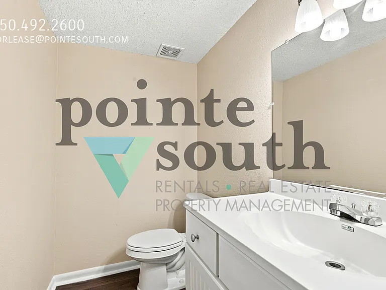 4742 Huron Dr — Photo 12