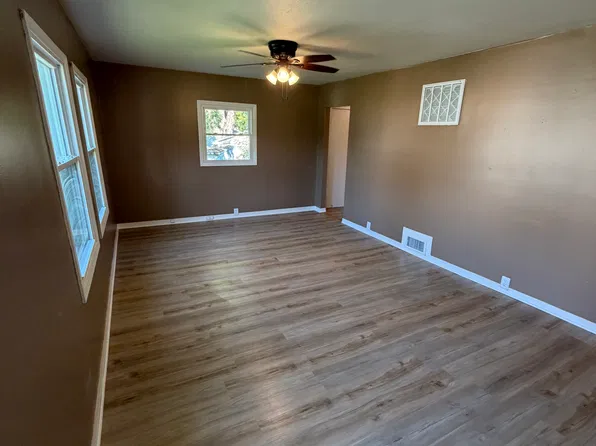 160-162 N State St, Rittman, OH 44270