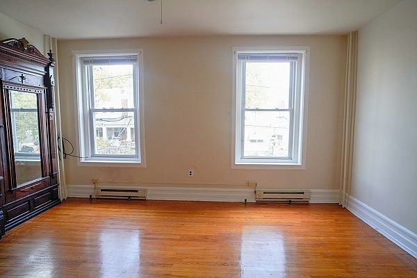 848-n-22nd-st-2f-1