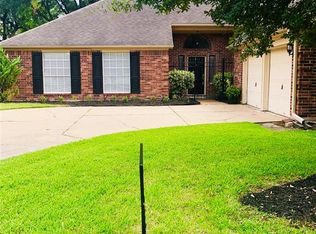 13722 Piping Rock Ln, Houston, TX 77077