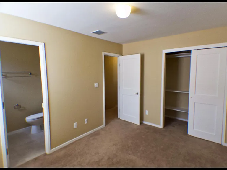 4200 Camelot Heights Dr #7 — Photo 9