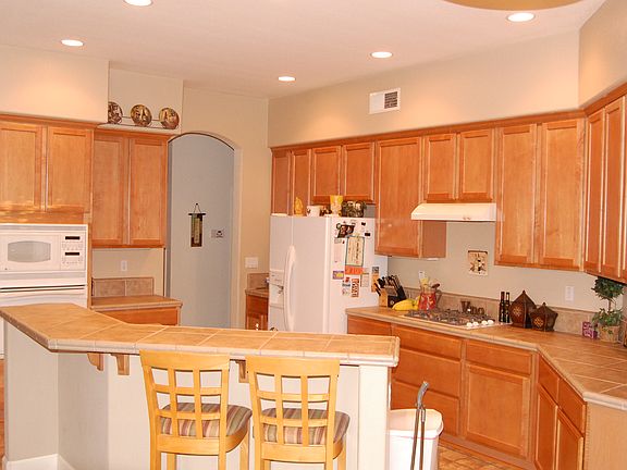 4th image of 6621 Laurel Crest Cir