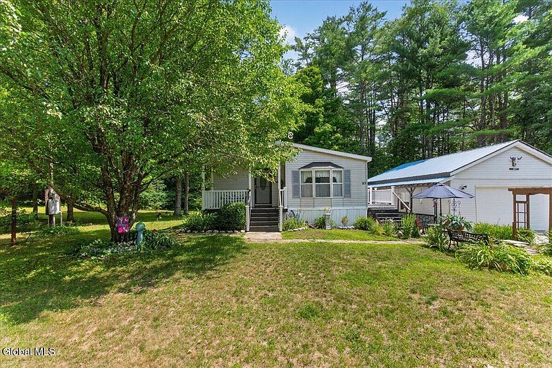 3rd image of 83 Allen Road