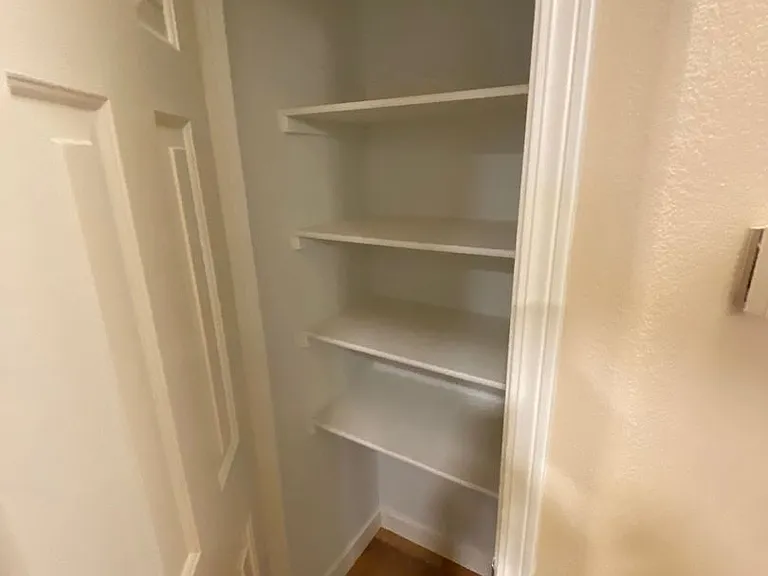 994 Trackers Glen Ave — Photo 16