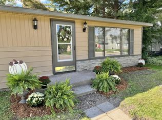 1208 Minneapolis St, Sault Sainte Marie, MI 49783