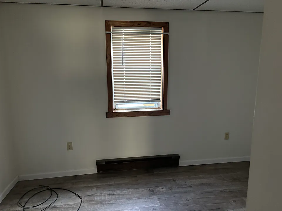 Building Photo 3