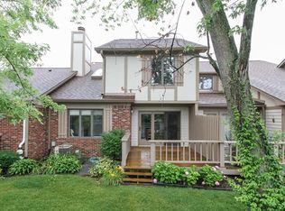 7422 Longleat Rd, Indianapolis, IN 46240