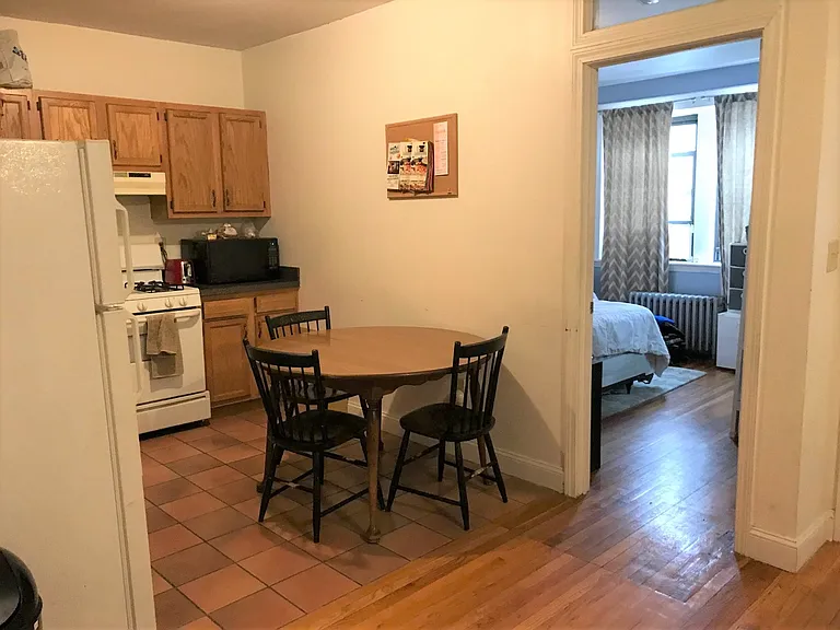 23 Egremont Rd #6 — Photo 1