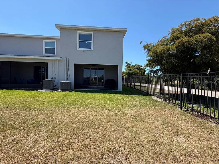 8860 Milestone Dr — Photo 25
