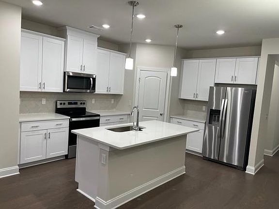 5th image of 4320 Skyridge Dr